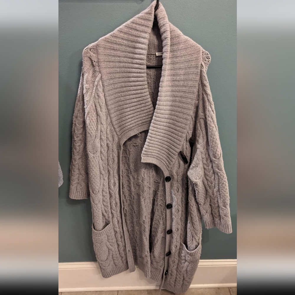 Diane Von Furstenberg sweater
